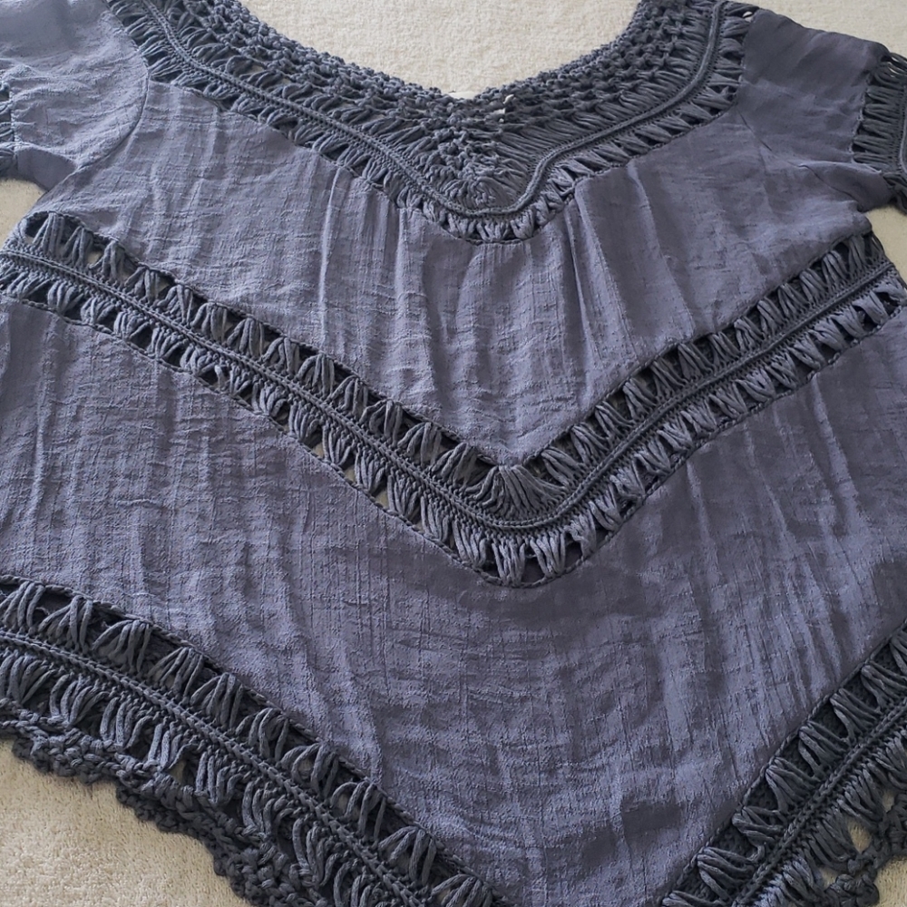 Dreamers pullover top